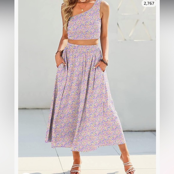 Floral two piece set skirt and ruched crop top - Picture 4 of 5